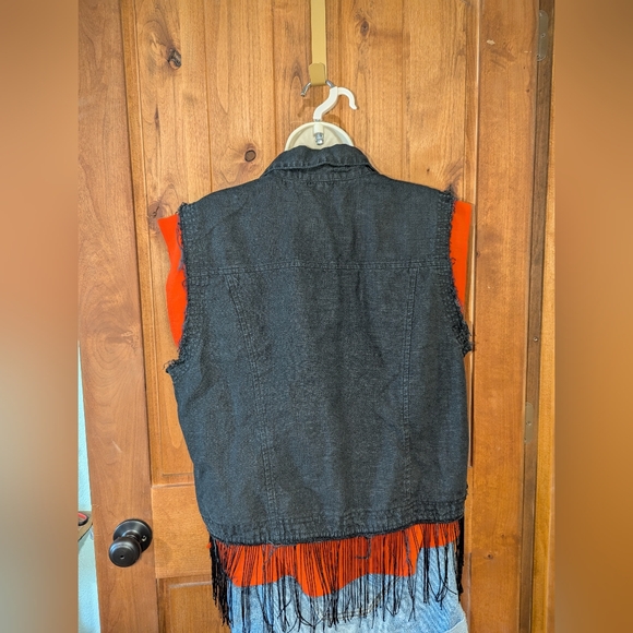 Black Sleeveless Button Down Shirt with Fringe - Picture 3 of 10